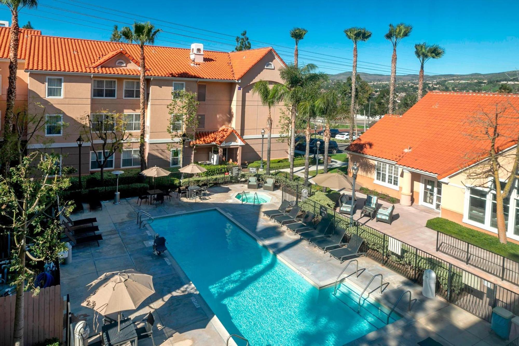 Hotel Hills Yorba Linda 3*