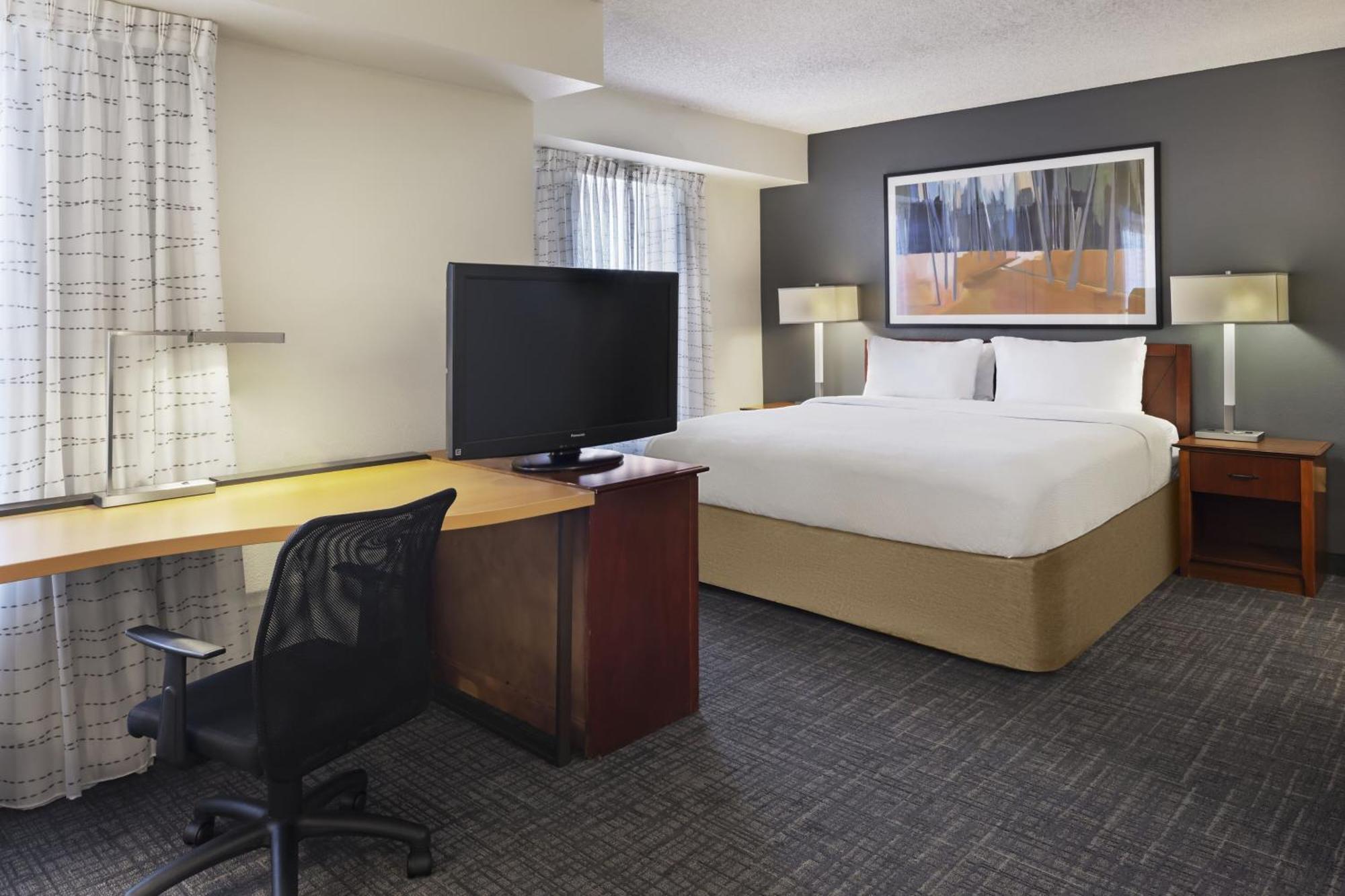 Hills Yorba Linda Hotel 3*